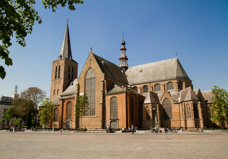 Sint-Pieterskerk op de Grote Markt