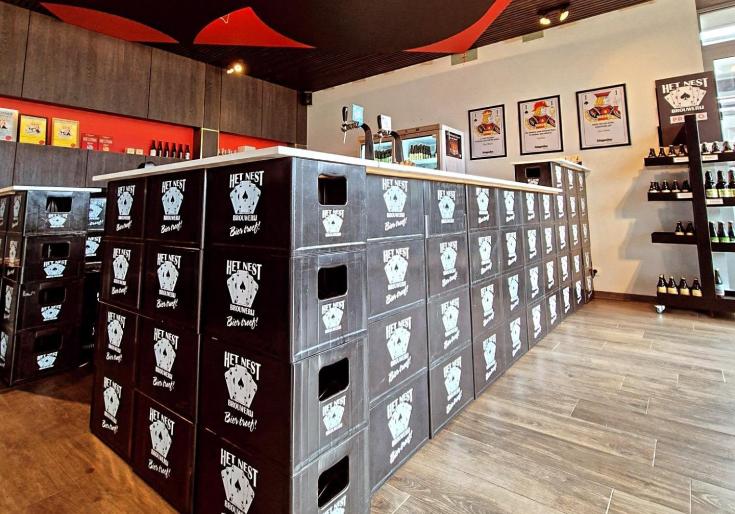 Toog van bakken bier bij brouwerij Het Nest